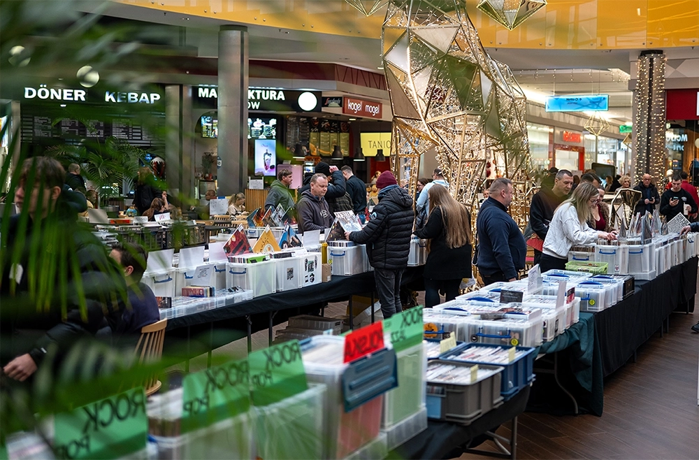 powierzchnia eventową, na pasażu galerii solnej, wydarzenie giełda winyli